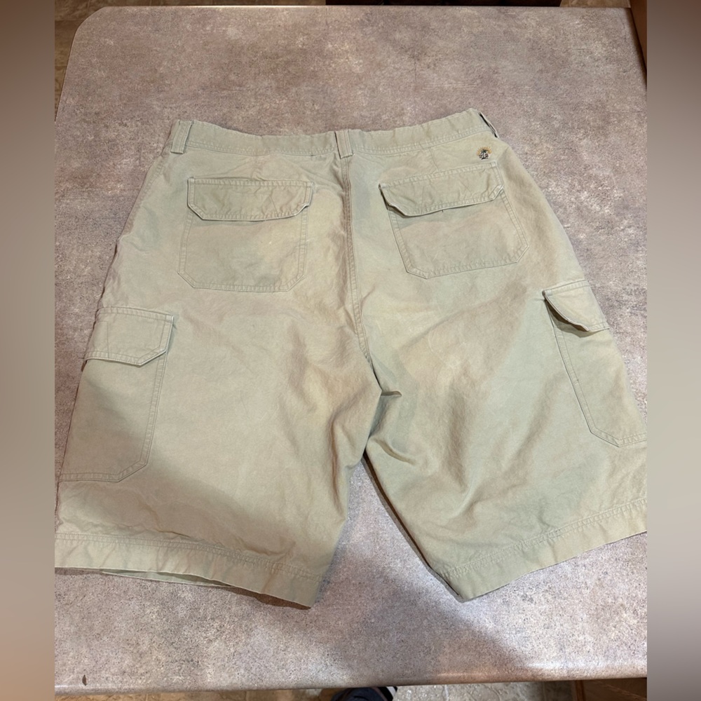 Men’s Tommy Bahama shorts, size 36 - Picture 6 of 9